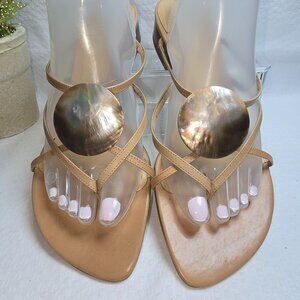 NINE WEST TAN SANDAL MEDALLION DETAIL STRAPPY FLAT WOMENS SIZE 9.5